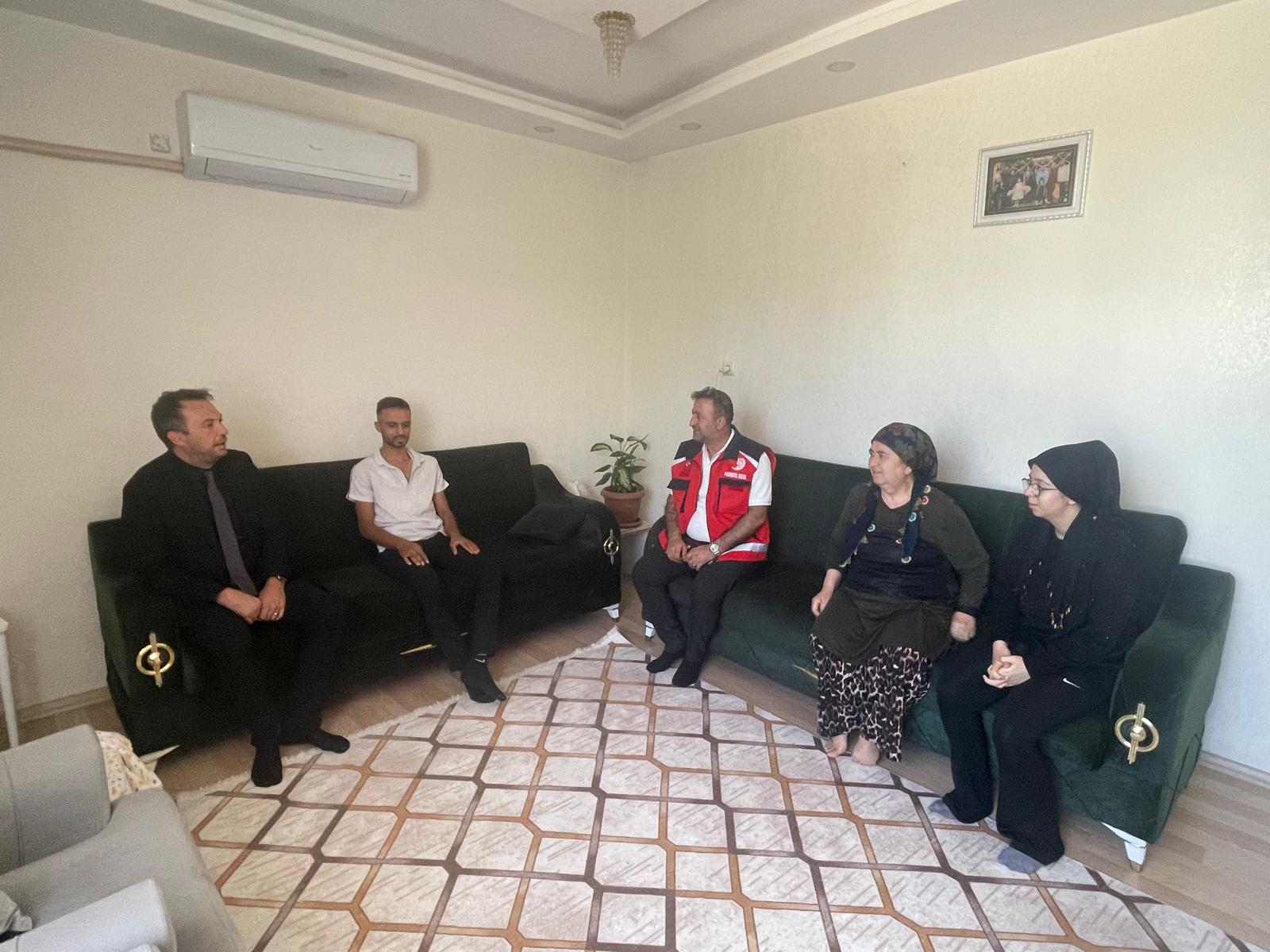İl Müdürümüz Çetin Tutaş’tan Aile ve Gençlik Fonu’ndan Yararlanan Çifte Ziyaret