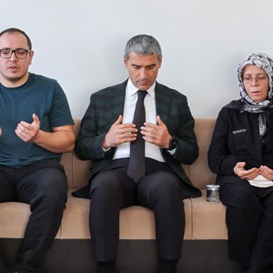 Şehit Afyonkarahisarlı Polis Memuru Mehmet Ali Topatan'ın Kıymetli Ailesine Taziye Ziyareti Gerçekleştirildi. - fotoğraf 3