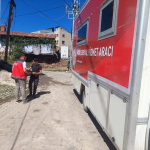 Müdürlüğümüzce Yürütülen Çalışmalar Kapsamında Mobil Sosyal Hizmet Aracımızın Bugünkü Durağı Hafik İlçemiz Oldu  - fotoğraf 1