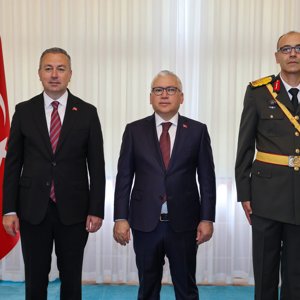 İl Müdürümüz Özgür Kırmızıtaş, 30 Ağustos Zafer Bayramı’nın 104. Yıl Dönümü Dolayısıyla Valiliğimiz Himayelerinde Düzenlenen Kutlama Programına Katıldı - fotoğraf 3