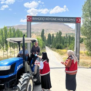Müdürlüğümüzce Yürütülen Çalışmalar Kapsamında Mobil Sosyal Hizmet Aracımızın Bugünkü Durağı Gürün İlçemiz Oldu - fotoğraf 3
