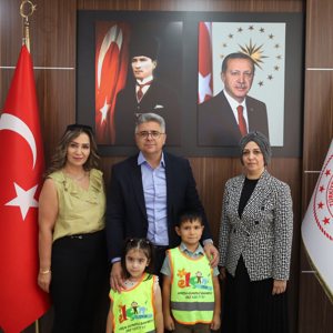 Elçin Kreş ve Gündüz Bakımevi İşletme Sahibi Tuğba Kübra Yılmaz ve Kurum Müdürü Banu Mirici, İl Müdürümüz Özgür Kırmızıtaş’ı Ziyaret Etti - fotoğraf 2