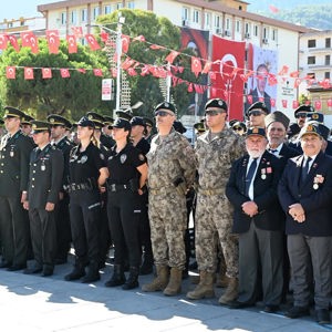Manisa’nın Düşman İşgalinden Kurtuluşunun 104. Yıl Dönümü Kutlandı - fotoğraf 6