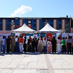 Vali Yardımcımız Sayın Rümeysa Sena Kurt ve İl Müdürümüz Sayın Abdulhalim Ünalan’ın katılımlarıyla COP31 kapsamında Dörtyol Meydanı’nda farkındalık etkinliği gerçekleştirdik. - fotoğraf 4