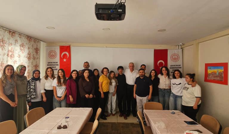 Sosyal Hizmet Modellerimizden Faydalanan Çocuklarımızın Üniversite Başarısı Gururlandırdı