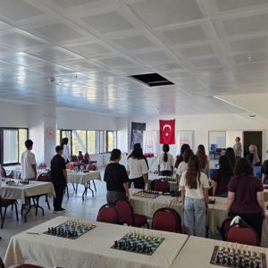 Bizim Çocuklar Satranç Turnuvası Manisa Elemeleri Gerçekleştirildi - fotoğraf 1