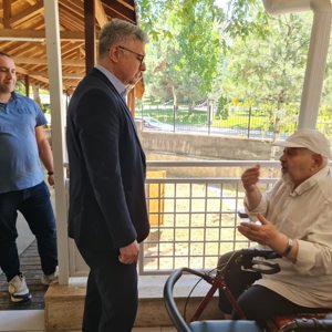 İl Müdürümüz Özgür Kırmızıtaş, İhramcızade İsmail Hakkı Toprak Huzurevimizi Ziyaret Ederek Hürmet Makamının Sahibi Kıymetli Büyüklerimizle Bir Araya Geldi - fotoğraf 4
