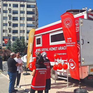 Mobil Sosyal Hizmet Aracımız, Millî Mücadele Tarihimizin Önemli Duraklarından Atatürk ve Kongre Müzesi Bahçesinde - fotoğraf 2