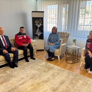 Şehidimiz Piyade Er Adem Şirin’in Kıymetli Eşini Ziyaret Ettik. - fotoğraf 1