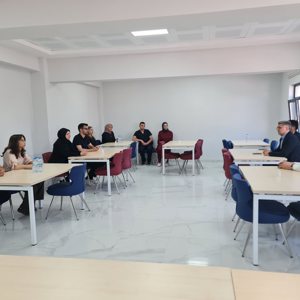 İl Müdürümüz Özgür Kırmızıtaş, Gemerek Huzurevi Yaşlı Bakım ve Rehabilitasyon Merkezi Müdürlüğümüzü Ziyaret Ederek Hürmet Makamının Sahibi Kıymetli Büyüklerimizle Bir Araya Geldi - fotoğraf 5