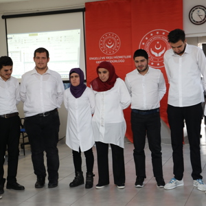 Görme Engelliler Rehabilitasyon Merkezi’nden Sosyal Bilgiler Öğretmenliğine Görme Engelli Çağla Kaygısuz’un Başarı Hikâyesi  - fotoğraf 3