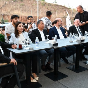 Kırıkkale Milletvekilimiz Sayın Mustafa KAPLAN, Vali Yardımcımız Sayın Emre KAZANASMAZ, il protokolü ve İl Müdürümüz Sayın Çiğdem AÇIKYILDIZ KAZEL’in katılımlarıyla açılış programı gerçekleştirildi. - fotoğraf 2