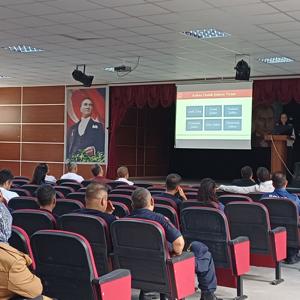 Çelebi Kaymakamlığı personellerine “Kadına Yönelik Şiddetle Mücadele” konulu eğitim verildi. - fotoğraf 2