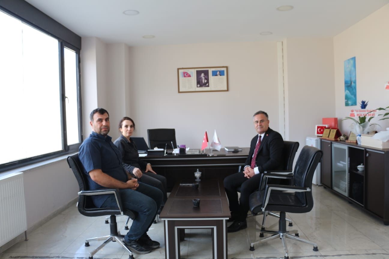 İl Müdürümüz Vefa Akdoğan, Bitlis Şiddet Önleme ve İzleme Merkezi Müdürlüğümüzü ziyaret etti