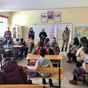 Bingöl Gençlik Çalıştayı Kapsamında Dilektepe Köyü Ortaokulu’nda Öğrencilerimize “Etkili Ve Verimli Ders Çalışma Yöntemleri” Semineri  - fotoğraf 3