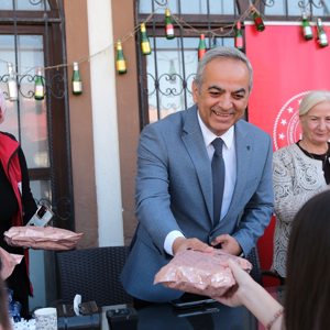 Gülen Yüzler Kafe - fotoğraf 2