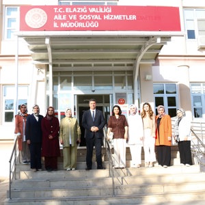 AK Parti Kadın Kolları Heyetinden İl Müdürümüze Ziyaret - fotoğraf 2