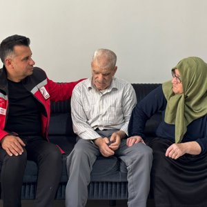 Oltu’da Evde Bakım Hizmetinden Faydalanan Ailemizi Ziyaret Ettik. - fotoğraf 2