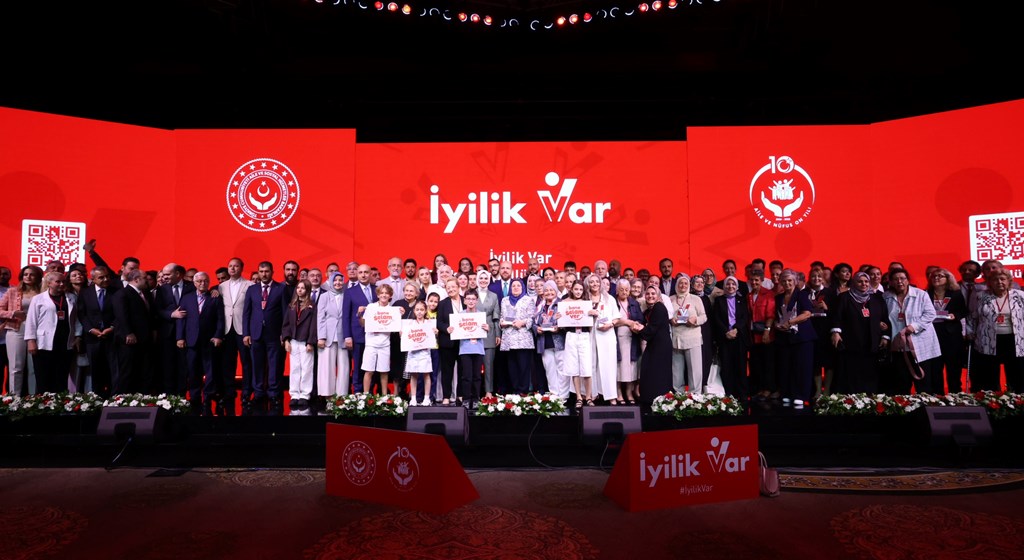 Bakanımız Göktaş, "İyilik Var: Türkiye Gönüllülük Programı"nın tanıtımında konuştu