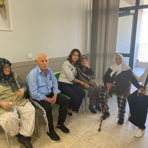 Şube Müdürümüz Sayın Leyla DOĞAN, Huzurevi Yaşlı Bakım ve Rehabilitasyon Merkezimizi ziyaret ederek büyüklerimizle bir araya geldi. - fotoğraf 2