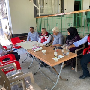 İl Müdürümüz Sayın Naci Yılmaz, AZİZ Şehidimiz Jandarma Komando Er Serdar Açık’ın kıymetli ailesini ve  Aziz Şehidimiz Piyade Sözleşmeli Er Mehmet Can’ın kıymetli ailesini ziyaret etti.  - fotoğraf 4