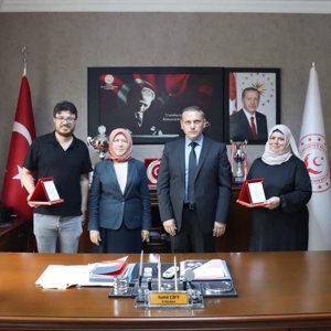 İl Müdürlüğümüz Personeline Başarı Plaketi - fotoğraf 1