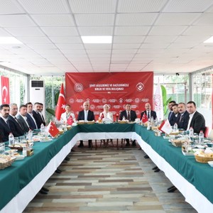 Bakanımız Göktaş, Muş'ta Şehit Aileleri ve Gazilerle Buluştu - fotoğraf 3