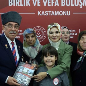 Bakanımız Göktaş, Kastamonu’da Şehit Aileleri ve Gazilerle Vefa Buluşmasında Bir Araya Geldi - fotoğraf 3