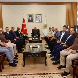 İl Müdürümüz Emre Çalğan ve Beraberindeki Heyetten Valimiz Sayın Mükerrem Ünlüer’e Ziyaret - fotoğraf 1