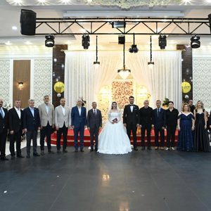 Kahramanmaraş Protokolü Aziz Şehidimizin Evladının Nikâh Merasiminde Bir Araya Geldi - fotoğraf 1