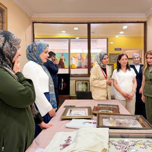 Yüksekova Aile Destek Eğitim Merkezi’ne Anlamlı Ziyaret - fotoğraf 2