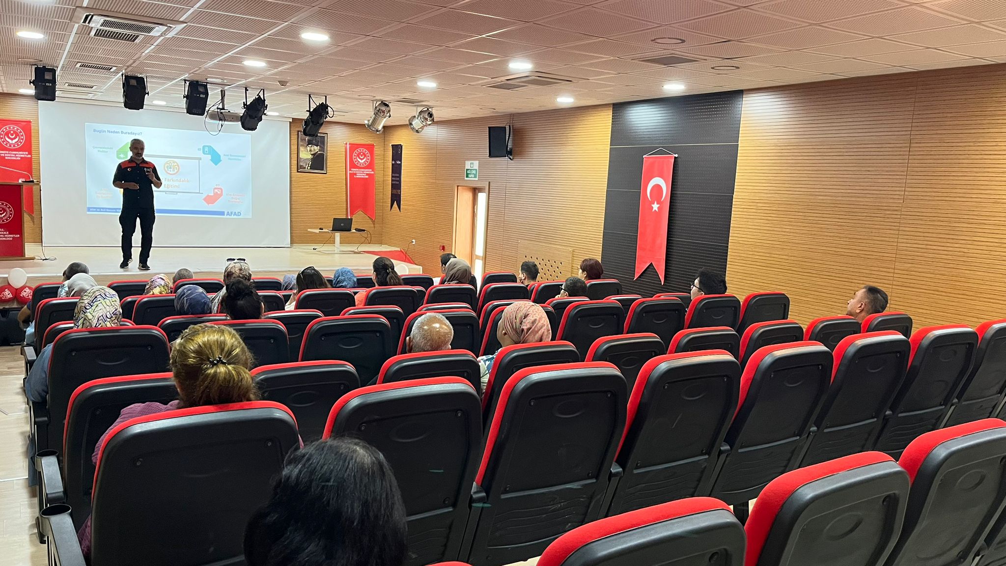 Kadına Yönelik Şiddetle Mücadele İl Eylem Planı kapsamında; “Afet Farkındalık Eğitimi” gerçekleştirildi.