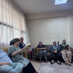 Engelsiz Yaşam Bakım, Rehabilitasyon ve Aile Danışma Merkezi Müdürlüğümüzde özel gereksinimli bireylerimiz ile Mevlid Kandili programı gerçekleştirildi. - fotoğraf 1