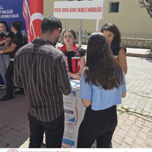 Hozat İlçemizde Sosyal Uyum Süreci Danışmanlığı Standımız Açıldı! - fotoğraf 2
