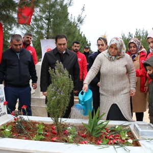 Şehidimizi Şehadet Yıldönümünde Andık - fotoğraf 10