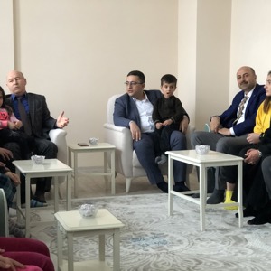 Taşlıçay Kaymakamı Çocuk Evleri Sitesini Ziyaret Etti. - fotoğraf 2