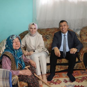 Şehit Yakını ve Gazi Ailesi Ziyaret Edildi - fotoğraf 4