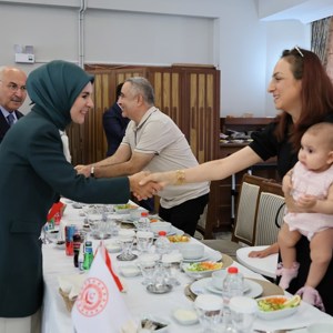 "Şehit Ailelerimiz ve Gazilerimizle Birlik ve Vefa Buluşması"nın 27'ncisi Denizli'de Yapıldı - fotoğraf 4