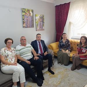 Gazilerimiz ve Kıymetli Aileleri Ziyaret Edildi - fotoğraf 1