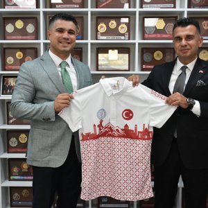 Çocuklarımızın Spor Alanındaki Faaliyetlerine Yönelik İstişarelerde Bulunduk. - fotoğraf 1