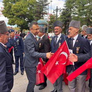 Gaziler Günü “Kahramanlarla Kardeşlik Yolunda” Yürüyüşü ile Anıldı - fotoğraf 5