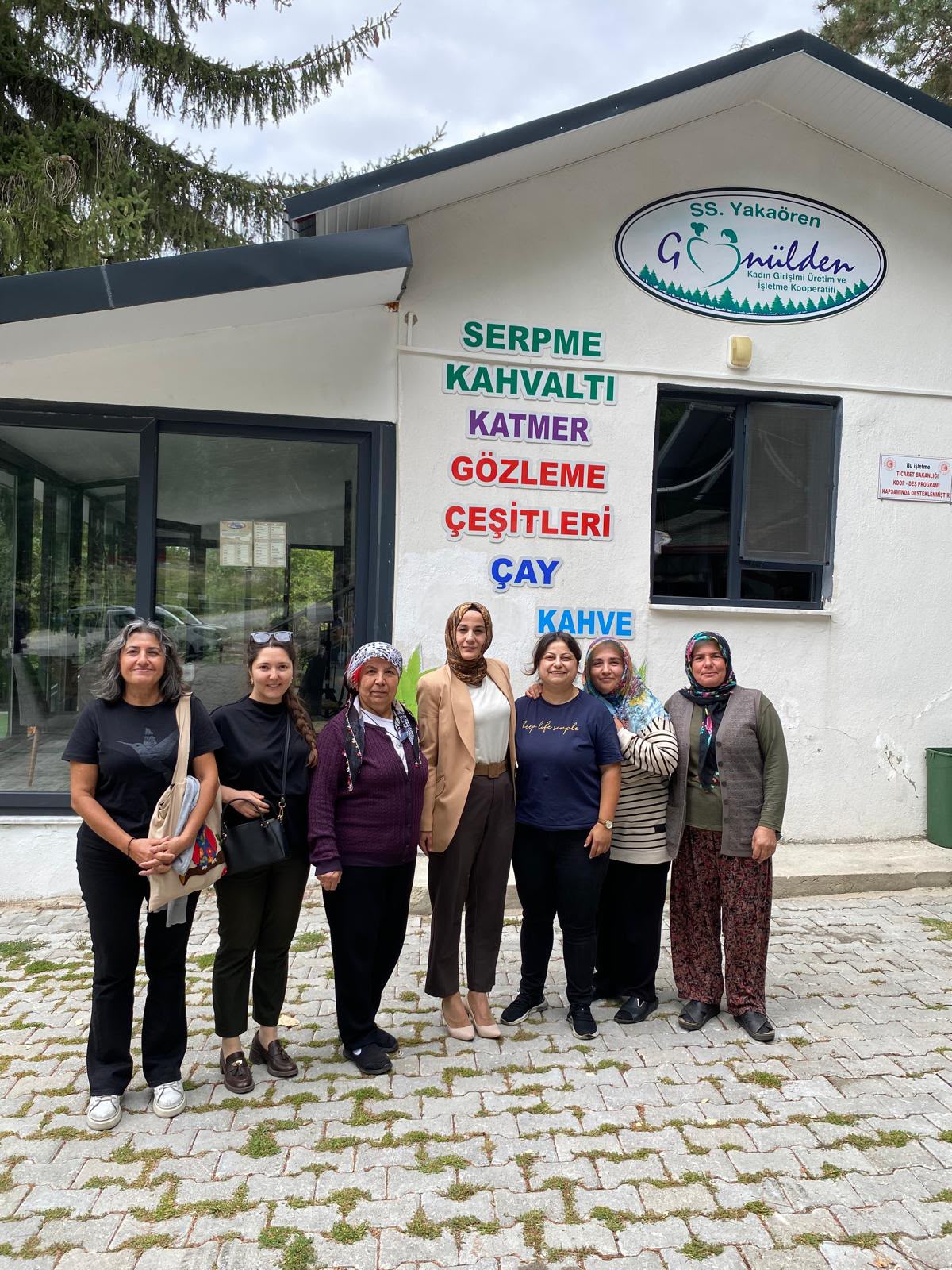 İl Müdür Yardımcımız Neslihan Şeyma Taşaltın Soydinç ve görevli çalışma arkadaşlarımız tarafından Yakaören Gönülden Kadın Kooperatifine ziyaret gerçekleştirildi.