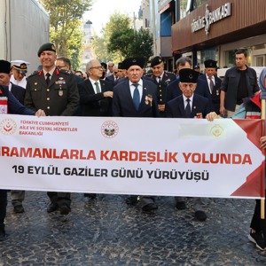19 Eylül Gaziler Günü’nde “Kahramanlarla Kardeşlik Yolunda” Anlamlı Yürüyüş - fotoğraf 3