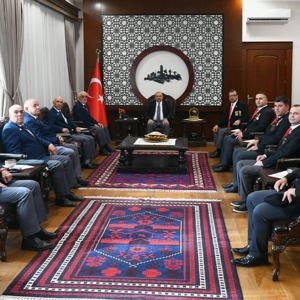 19 Eylül Gaziler Günü Kapsamında Valimiz Sayın İsmail USTAOĞLU’na Ziyaret - fotoğraf 2