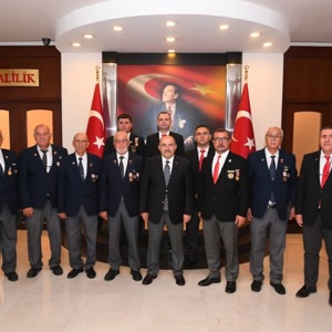 19 Eylül Gaziler Günü Kapsamında Valimiz Sayın İsmail USTAOĞLU’na Ziyaret - fotoğraf 3