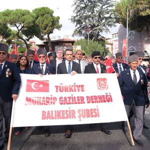 Kahramanlarla Kardeşlik Yolunda: 19 Eylül Gaziler Günü Kortej Yürüyüşü - fotoğraf 2