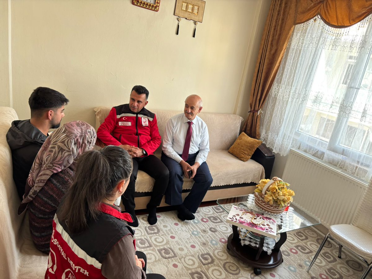 Oltu’da Sosyal ve Ekonomik Destek Hizmetinden Faydalanan Aileyi Ziyaret Ettik.