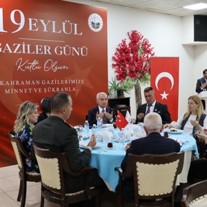 19 Eylül Gaziler Günü’nde Gazilerimiz Onuruna Anlamlı Buluşma - fotoğraf 1