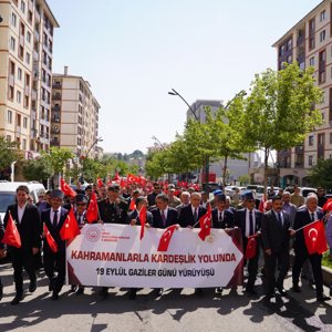 19 Eylül Gaziler Günü’nde Şırnak’ta Anlamlı Yürüyüş - fotoğraf 1