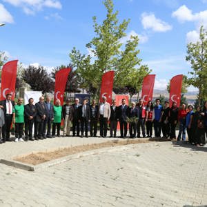 KAHRAMANLARIMIZLA BİRLİKTE, GÖNÜL GÖNÜLE - fotoğraf 1